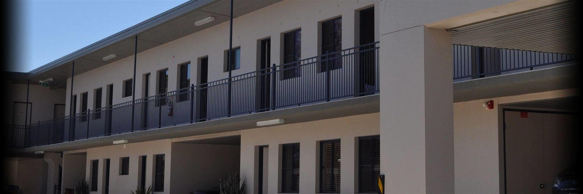 Red Cedar Motel Muswellbrook Esterno foto