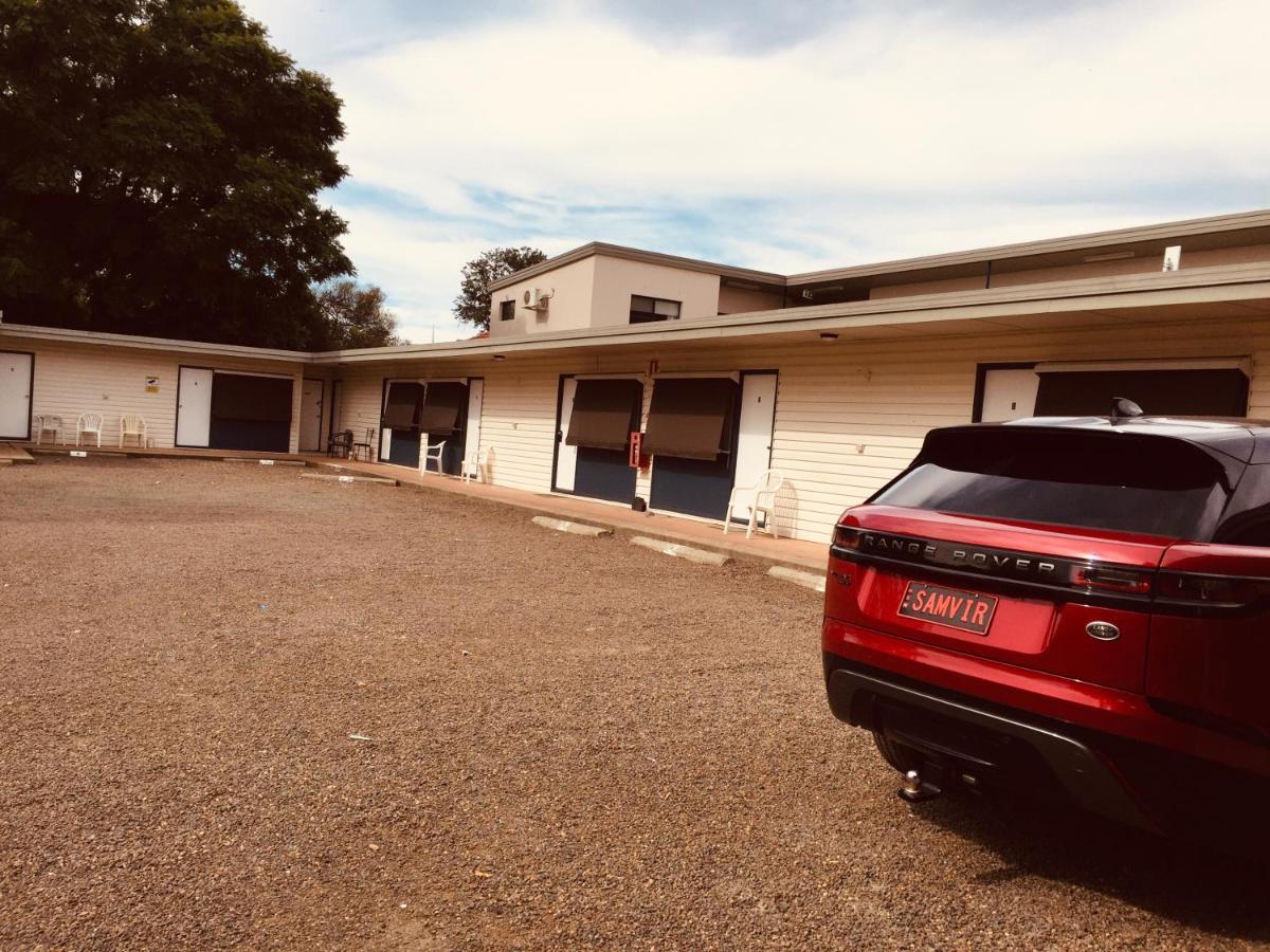 Red Cedar Motel Muswellbrook Esterno foto